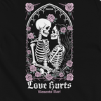 Love Hurts - Heavy Cotton T-Shirt mit Backprint - Street Icon